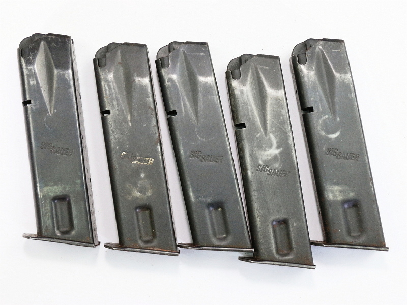 SIG Sauer P226 Pistol Magazine 9mm 15 Round German Zipper Back Used