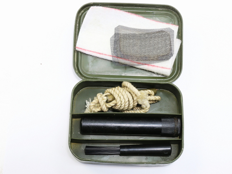 British Enfield Cleaning Kit w/Tin Used