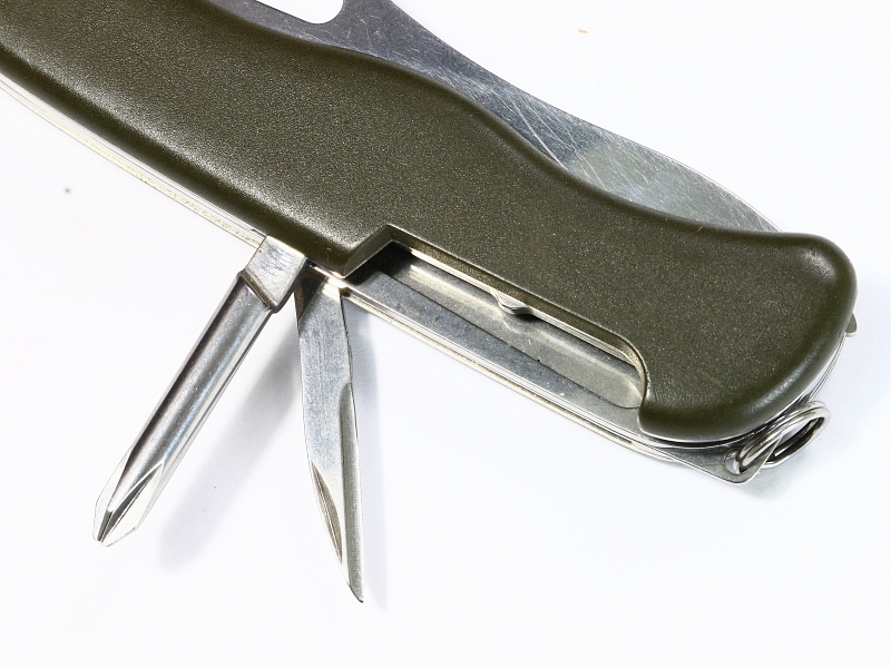 West German BUND Multi-Tool Folding Knife Victorinox Green